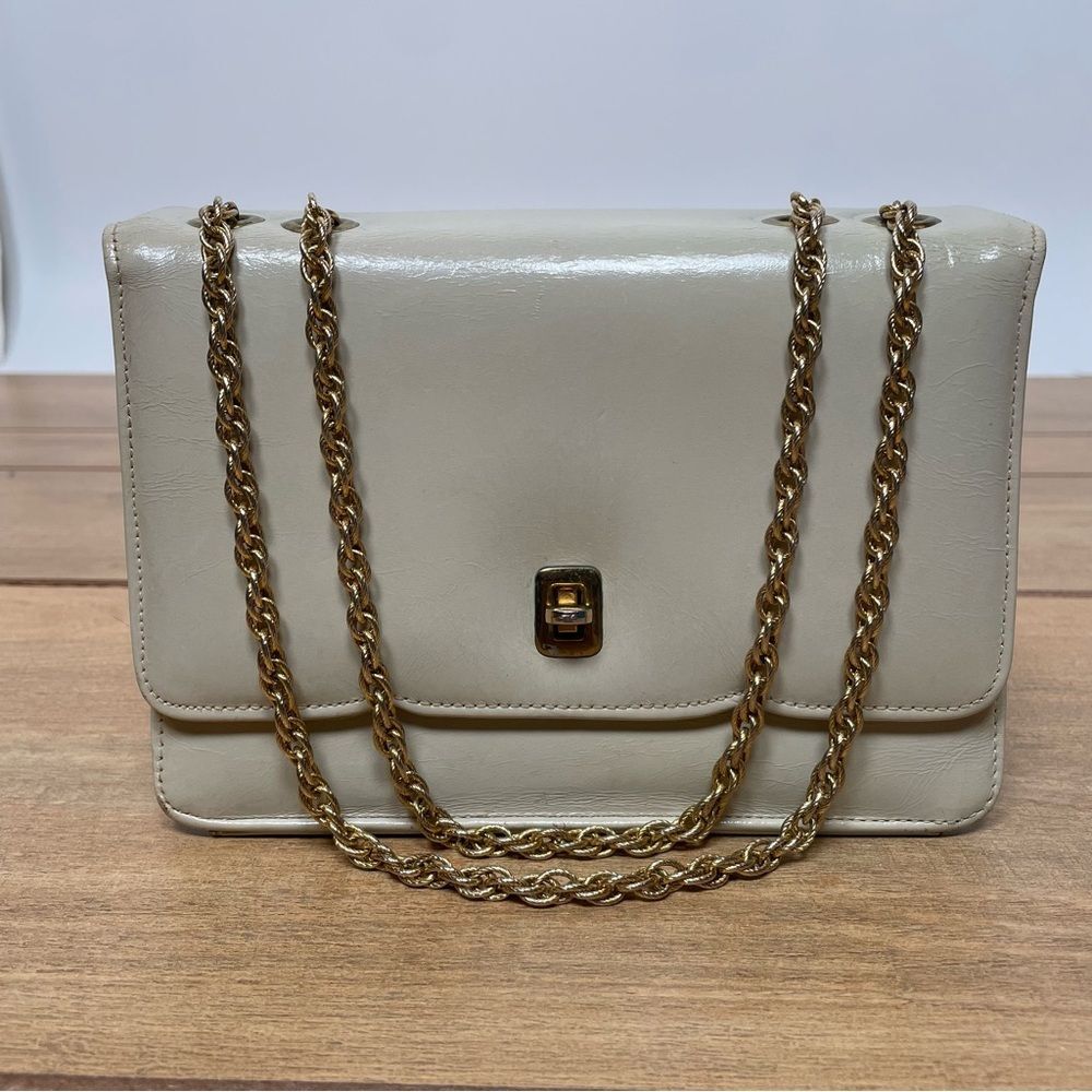 VINTAGE- Cream Colored Leather Flap Bag Purse with Gold Chain Strap